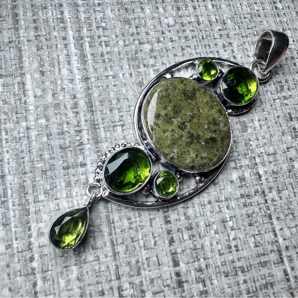 Artisan Green Gemstone Pendant  “volcanic chrysotile” dangle Pendant only - Picture 9 of 11